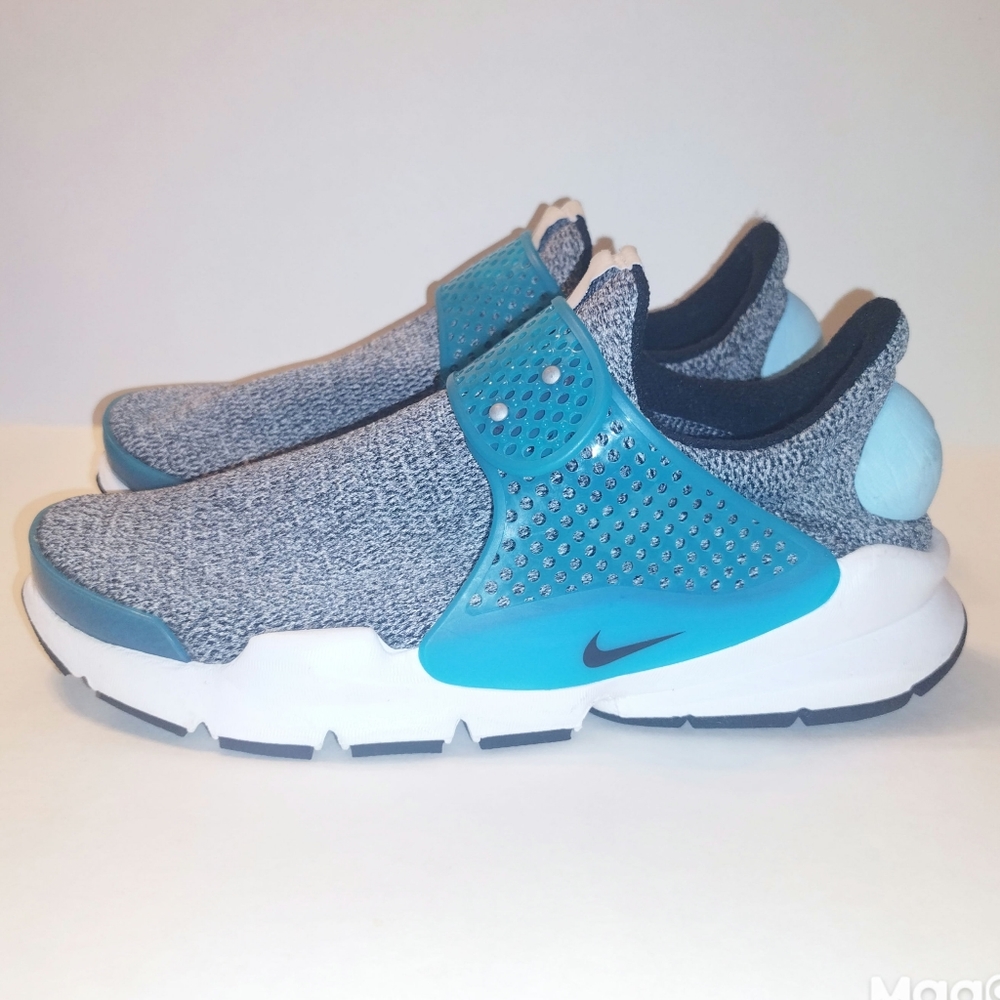 Nike Sock Dart Se. Size 7 - image 4